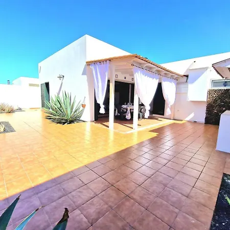 Casa Kody Corralejo لا أوليفا